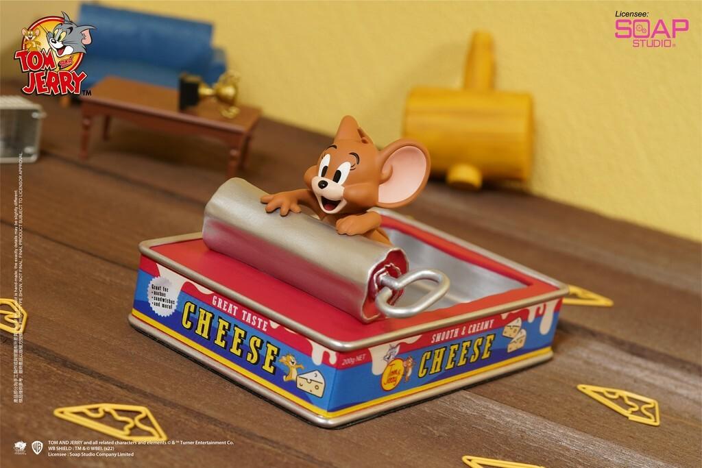 Tom and Jerry: Canned Jerry Paperclip Holder