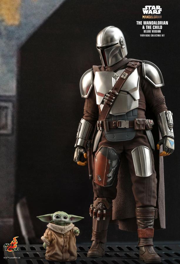 Star Wars: The Mandalorian and The Child DLX