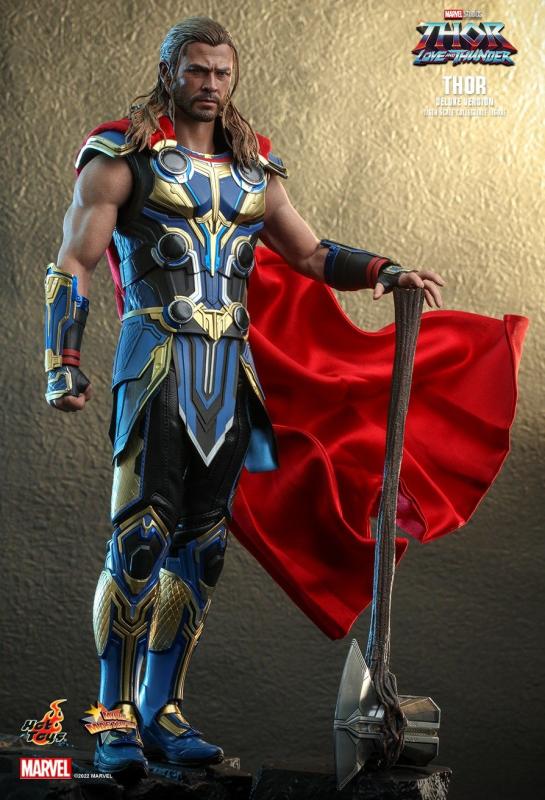 Marvel: Thor Love and Thunder - Thor DLX