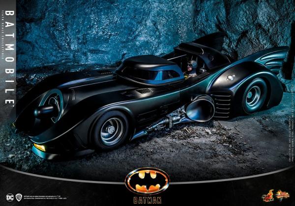 DC Comics: Batman 1989 - Batmobile