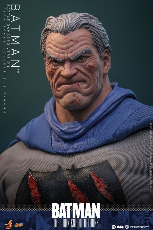 @Batman: The Dark Knight Returns Comic Batman (Battle Damaged Version) ) 2
