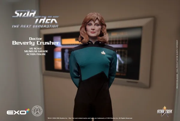 Star Trek: The Next GenerationDr. Beverly Crusher (Essential Edition)