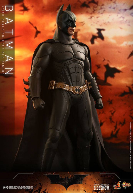 @DC Comics: Batman Begins - Batman Exclusive